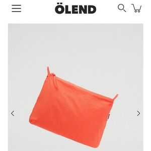 Olend Ona zippered organizer NWT